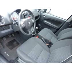 Suzuki Splash 1.2 Black-line Airco / 5 deurs / Hoge instap