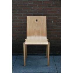 Stoel onbekend design