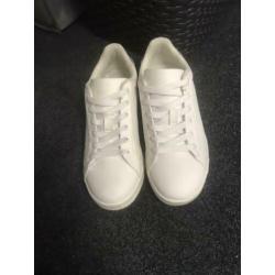 Blue box witte sneakers mt 37 zgan