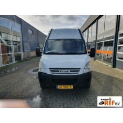 Iveco daily 35s12 l2h2 2.3 jtd 116 pk