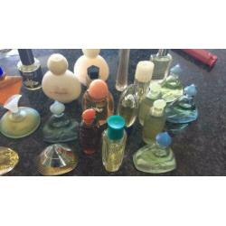 25 Volle miniatuur parfumflesjes 7,5 tot 15ml