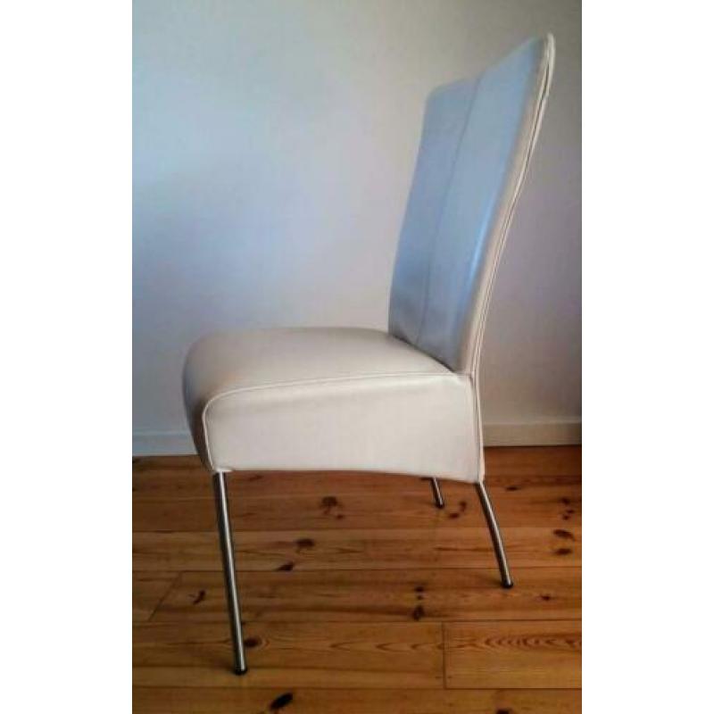 6 eetkamerstoelen leer / rvs 4x rood en 2x wit