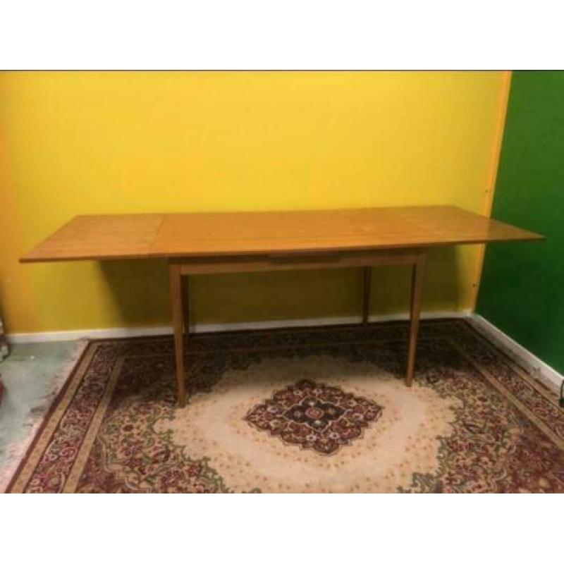 V_ tafel eettafel vintage uitschuifbaar