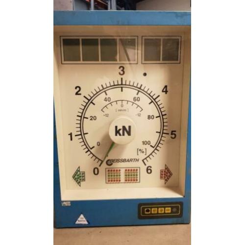 Rollenbank Beissbarth kast MB 6000 Beissbarth klok