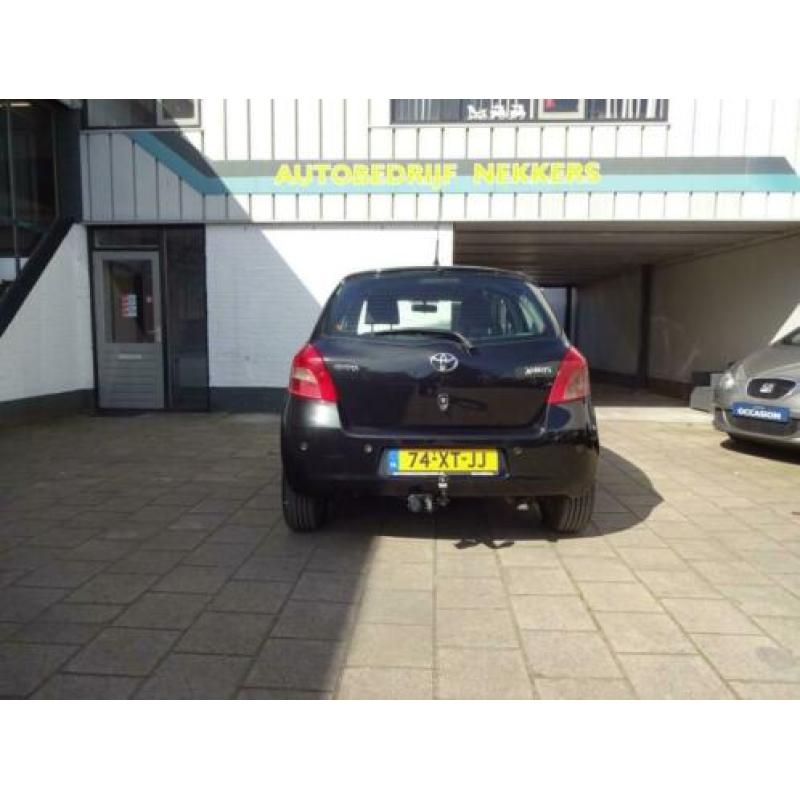 Toyota YARIS 1.3 VVTI LUNA MMT