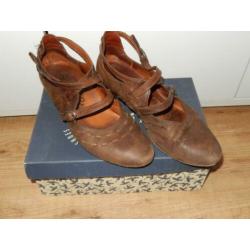 Schoenen maat 39