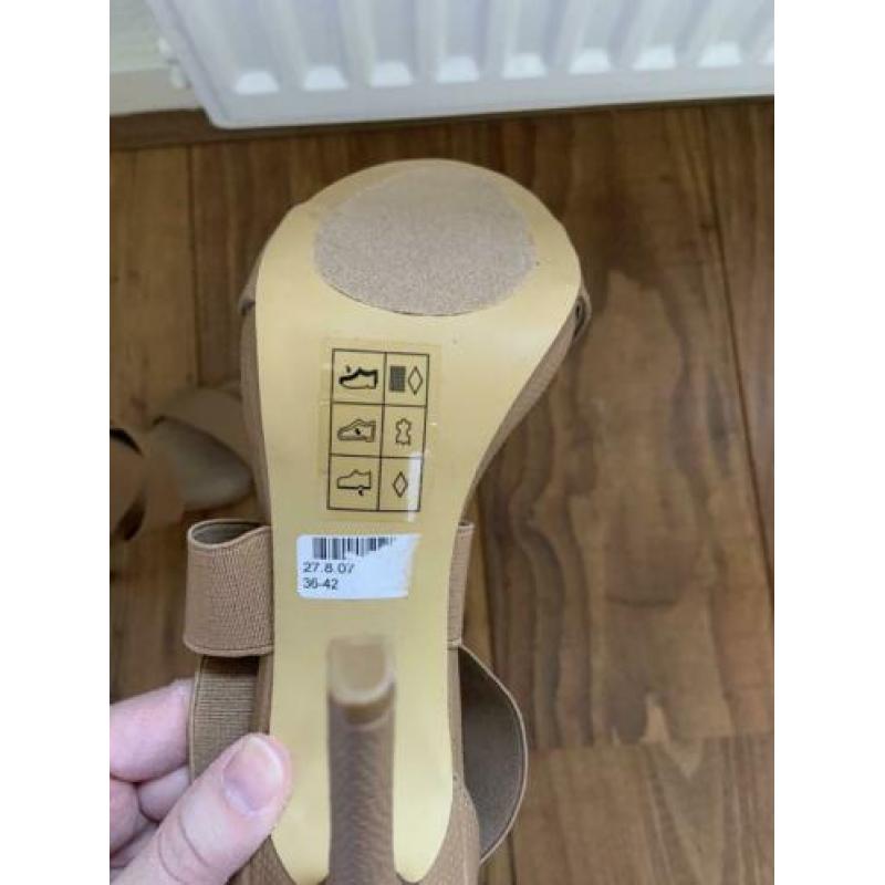 Steve madden pumps maat 37