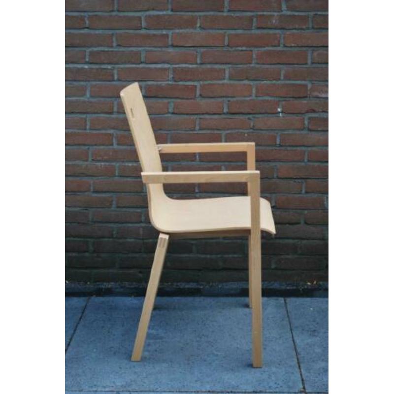 Stoel onbekend design
