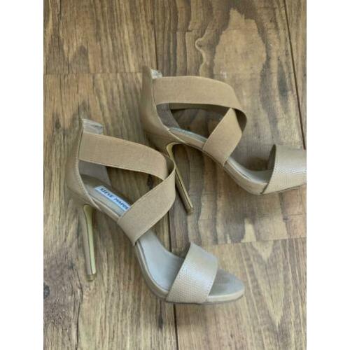 Steve madden pumps maat 37