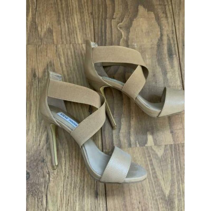 Steve madden pumps maat 37