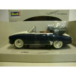 Wartburg 311 Cabriolet blue/white Revell 1:18 KRD