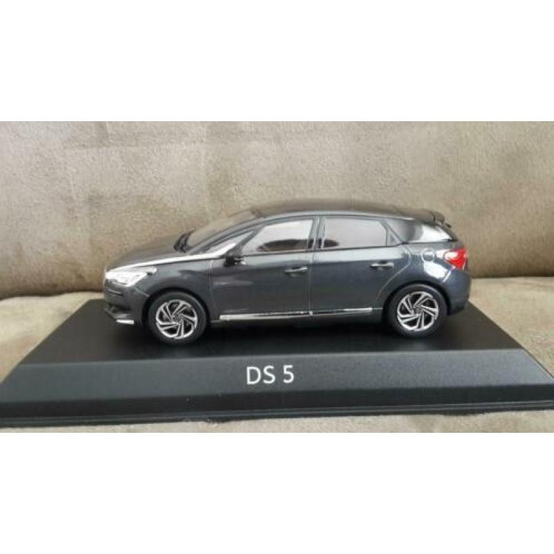 Norev Citroën DS 5 2015 1/43 in ovp