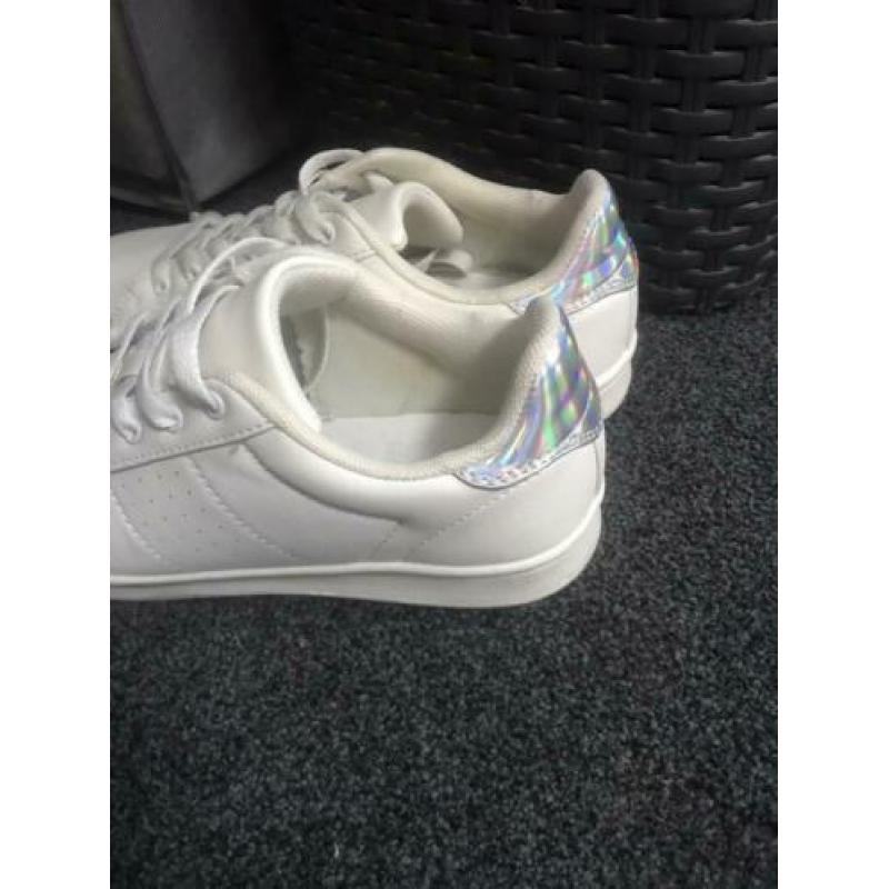 Blue box witte sneakers mt 37 zgan