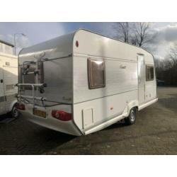 LMC Favorit 460 RD Vast bed met mover