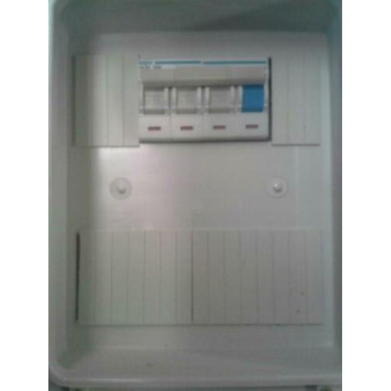 63 A wcd / stroomkasten met automaat + 32 A met tijdklok
