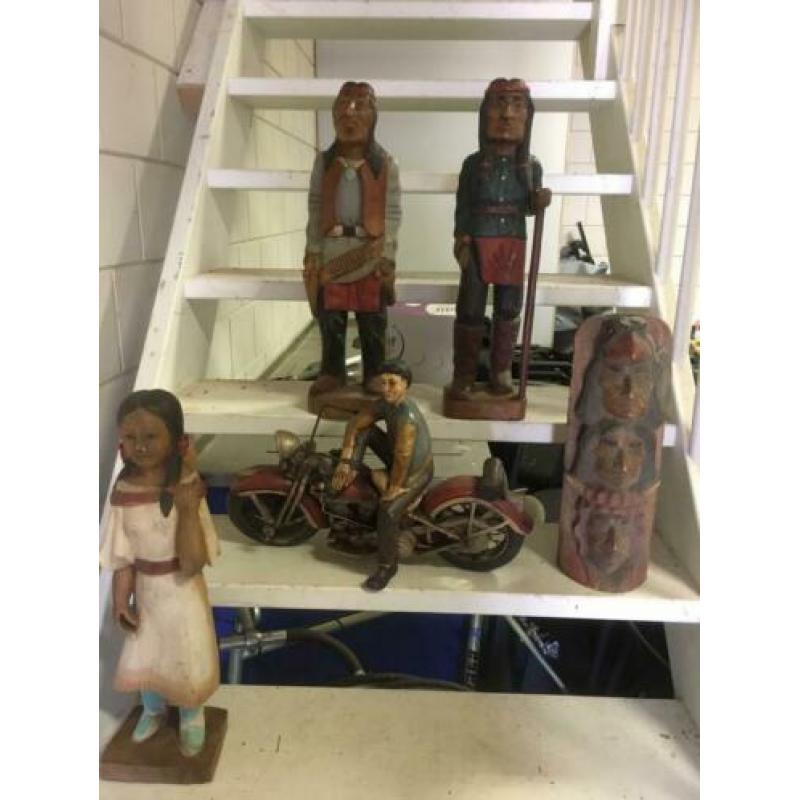 Prachtige houten indianen beelden