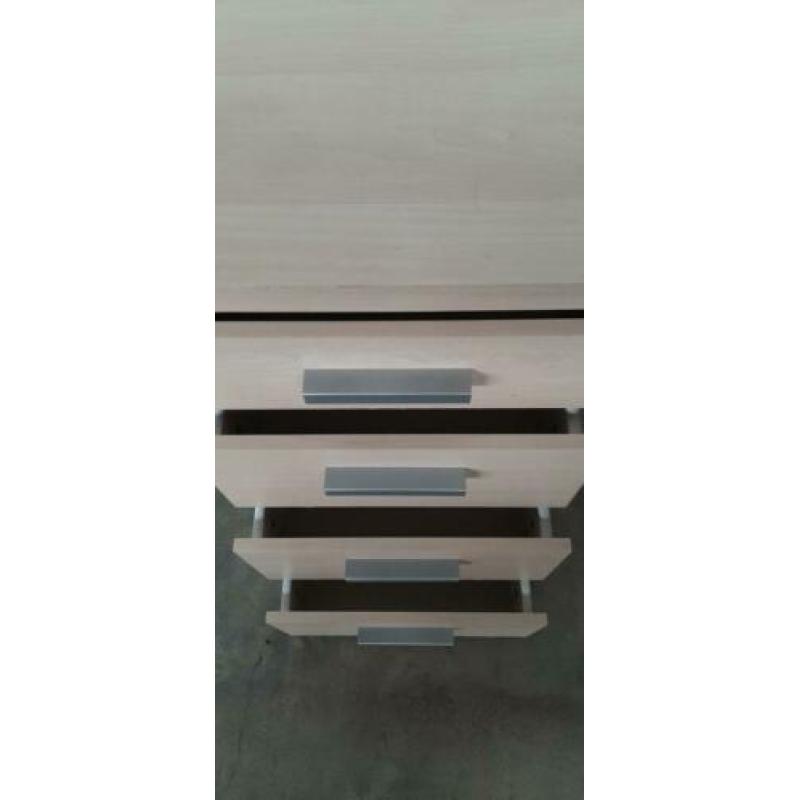 MPH 4010-72 Modern bureau met ladeblok