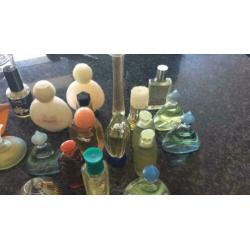 25 Volle miniatuur parfumflesjes 7,5 tot 15ml