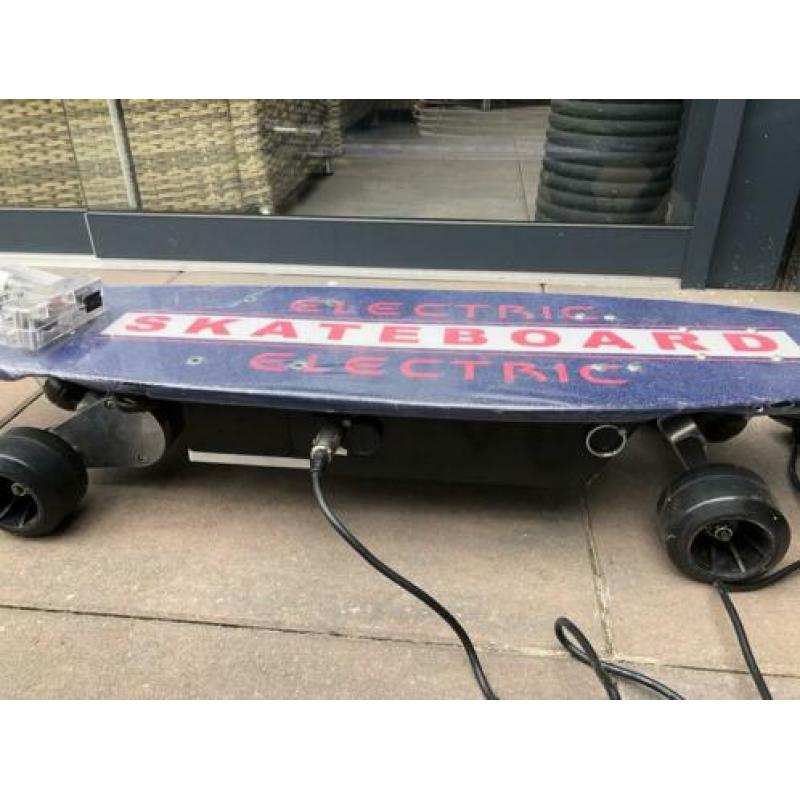 Elektrisch skateboard 250 watt nieuw