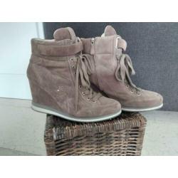 PRADA schoenen maat 40