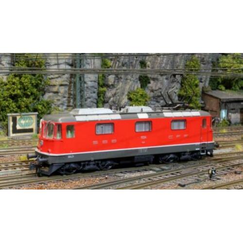 Roco SBB Re4/4 rood H0 wisselstroom