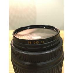 Nikon DX AF-S NIKKOR 55-300 mm 1 : 4.5 – 5.6 G ED (VR) lens