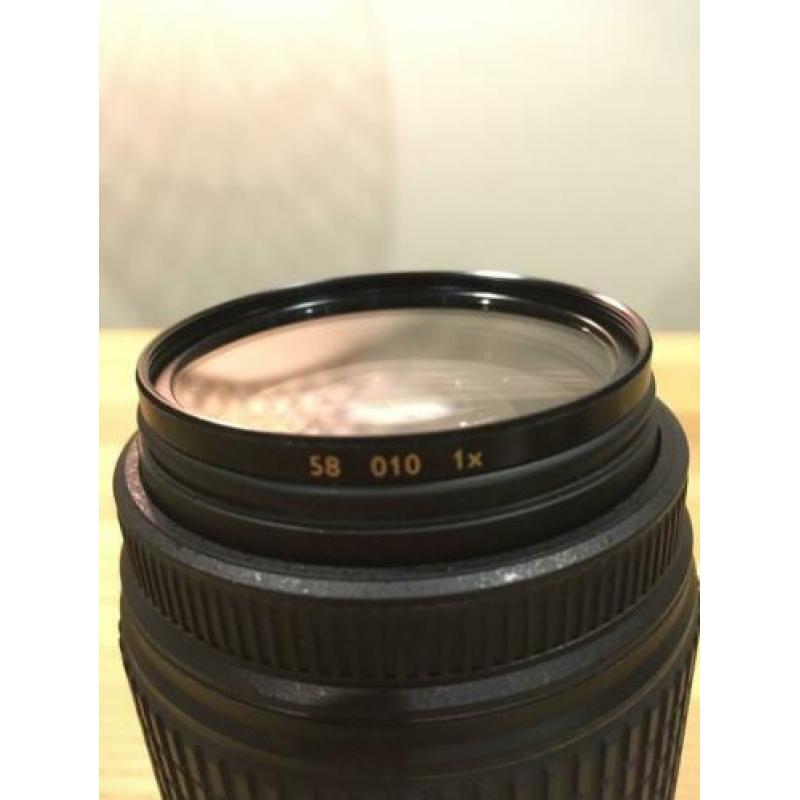 Nikon DX AF-S NIKKOR 55-300 mm 1 : 4.5 – 5.6 G ED (VR) lens