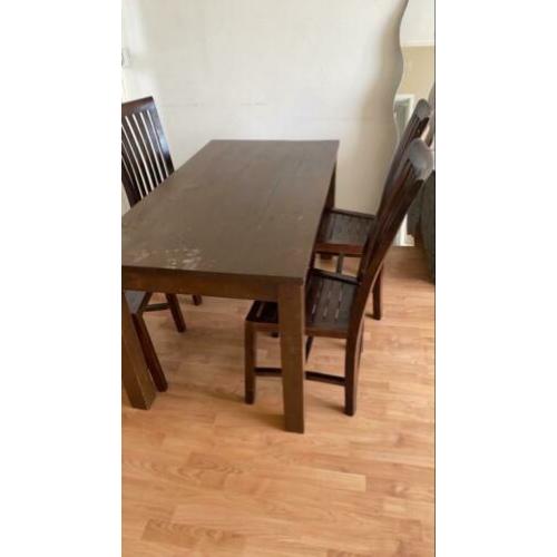 Eettafel moet vandaag weg
