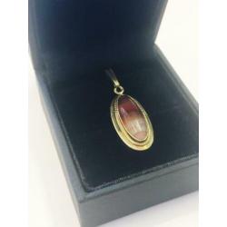 GH-289 Antieke Gouden Hanger met Streepagaat in Parelrand
