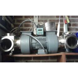 Ventilator met vier aansluitingen.Blaast super