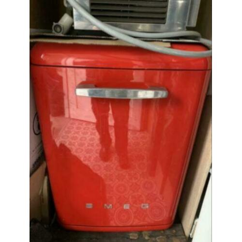 Smeg vaatwasser vrijstaand 60 cm breed type...............