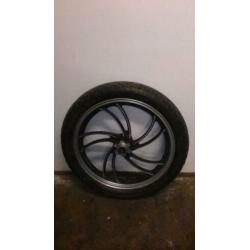 Yamaha XJ750 voorwiel XJ 750 voorvelg velg wiel XJ650 XJ550