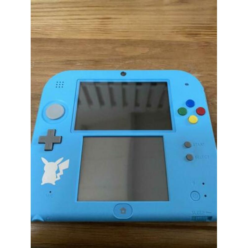 Nintendo 2 DS Pokémon moon editie