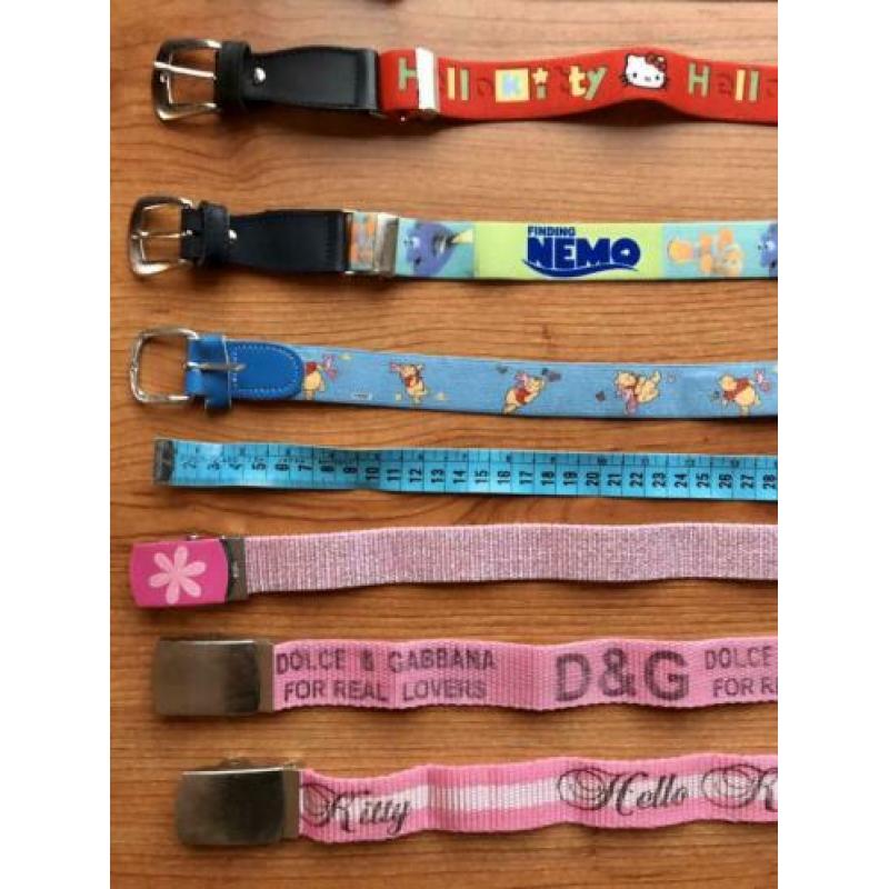 Meiden Disney riemen 2,5€ elke ( Nemo, Winnie, Hello Kitty )