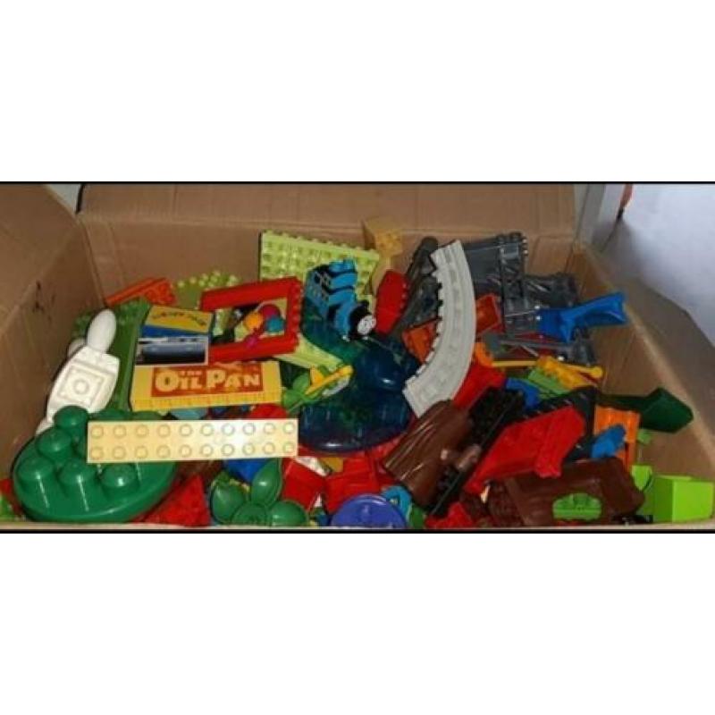 doos met blokken van Mega bloks