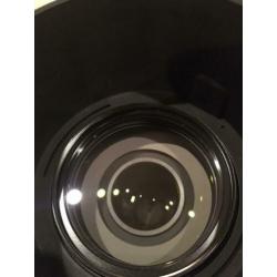Nikon DX AF-S NIKKOR 55-300 mm 1 : 4.5 – 5.6 G ED (VR) lens