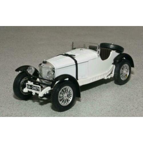 Mercedes Benz SSK. Merk: Bburago. Schaal 1:18