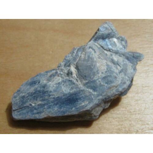 m. opruiming: 3x ruwe edelsteen BLAUWE KYANIET (5)
