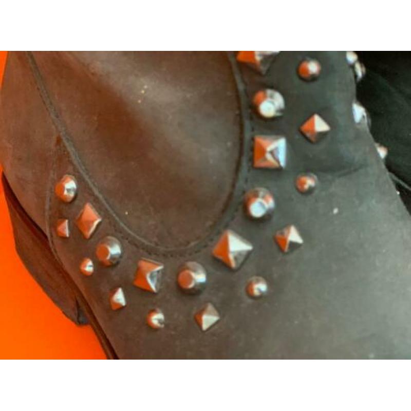 Leren cowboylaarzen met studs maat 38