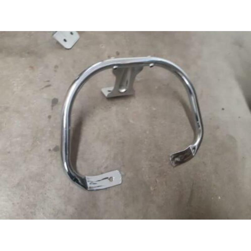 Achterbeugel chroom NIEUW Baotian Classico oppakbeugel stang