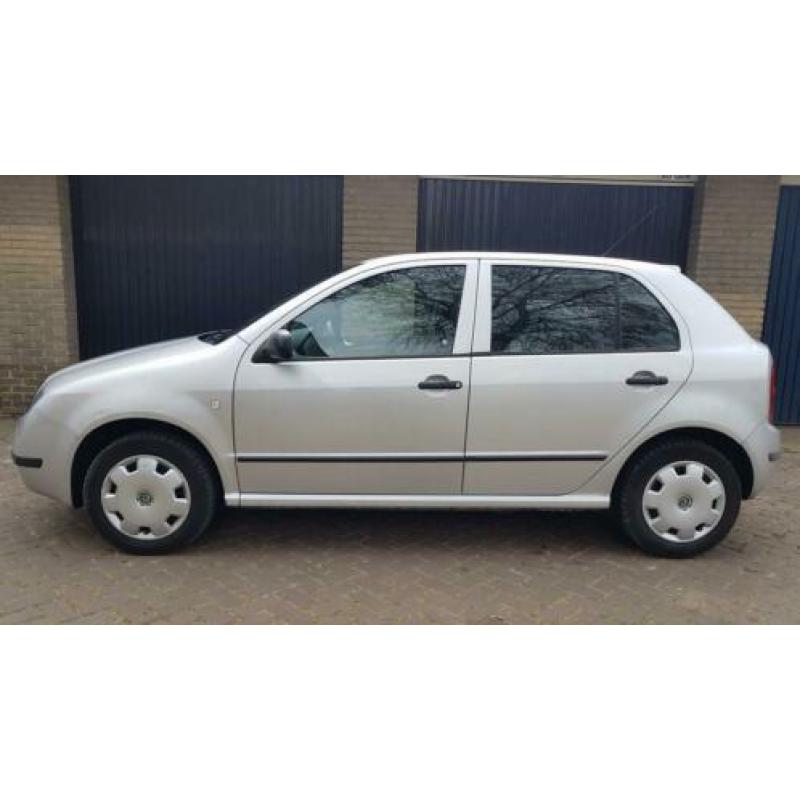 Skoda Fabia 1.4 55KW 2003 / APK 01-21 / AIRCO
