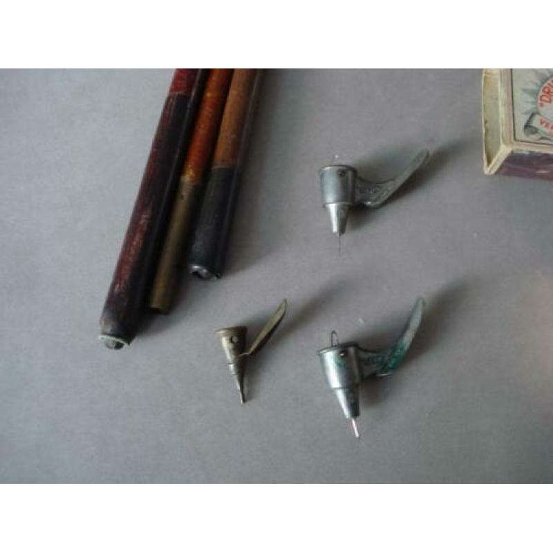 Pelikan 3 antieke fijnschrijvers v. gebruik met losse inkt!