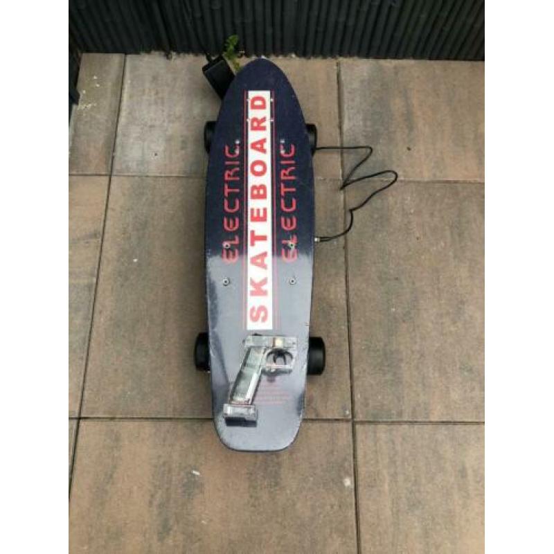 Elektrisch skateboard 250 watt nieuw