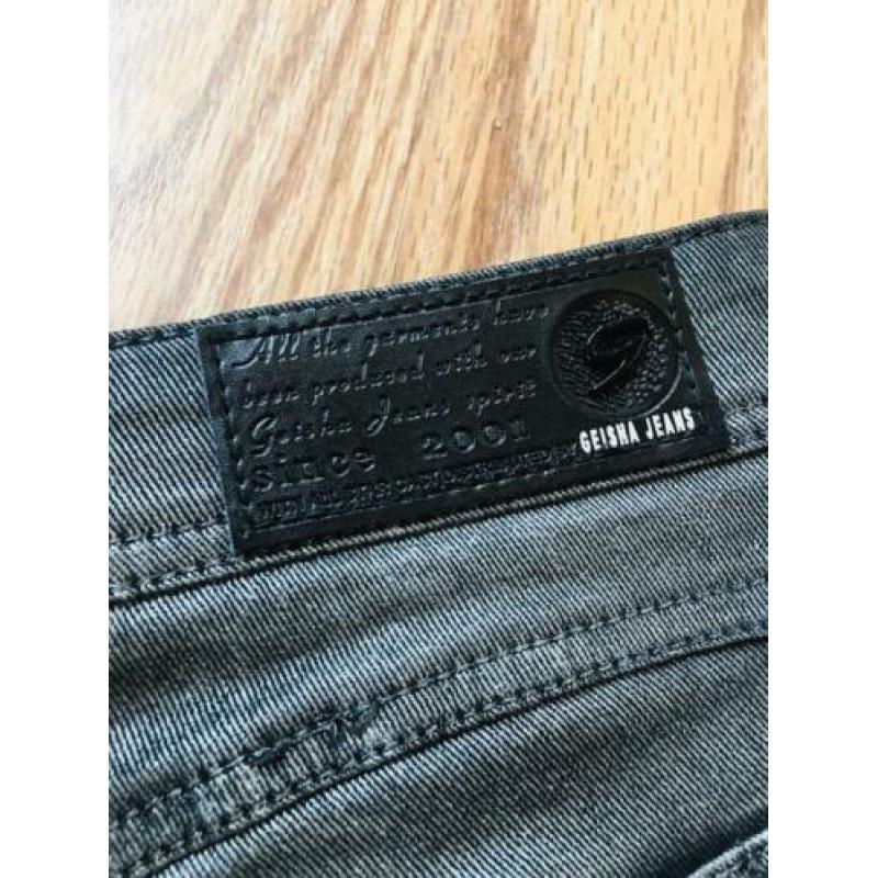 Nieuwe Geisha coated rok maat XS zilver