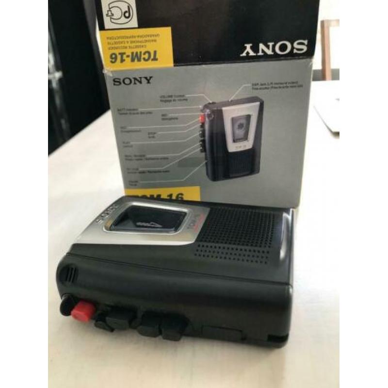 Sony TCM-16 Cassette Recorder/Walkman