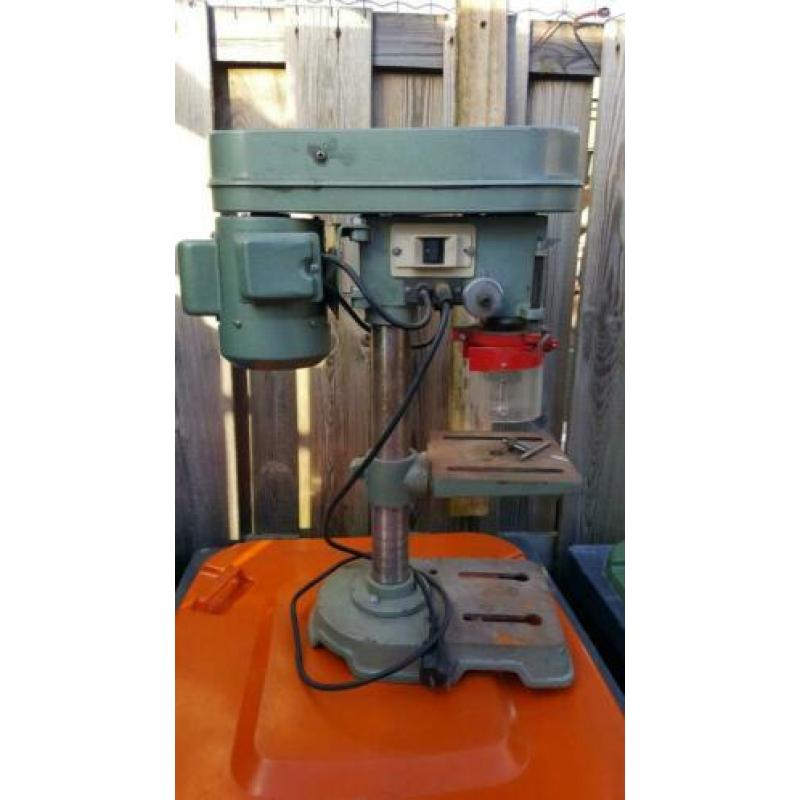 Te koop KINZO Boormachine