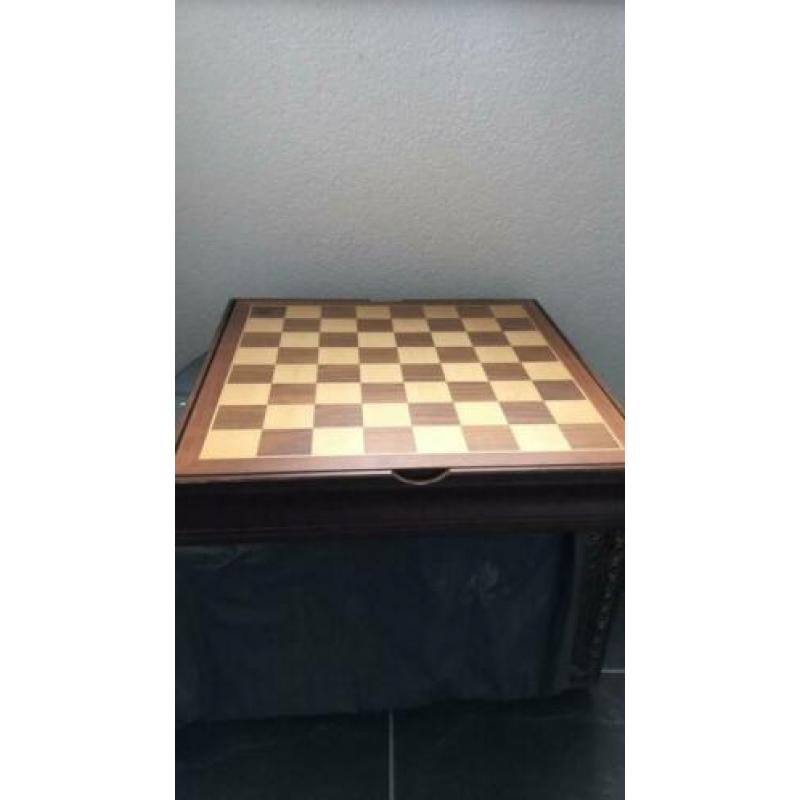 Te koop groot houten schaakspel