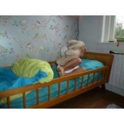 Peuterbed/kinderbed orgineel retro - vintage