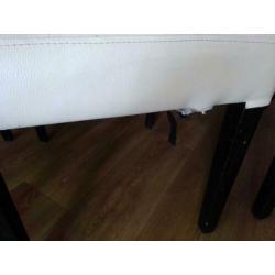3 skaileren stoelen