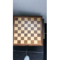 Te koop groot houten schaakspel